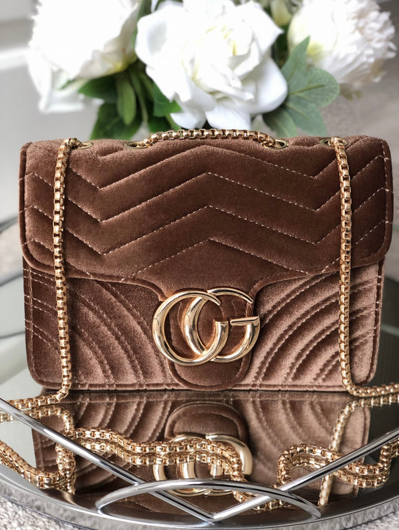 CG QUILTED VELVET BAG- BROWN