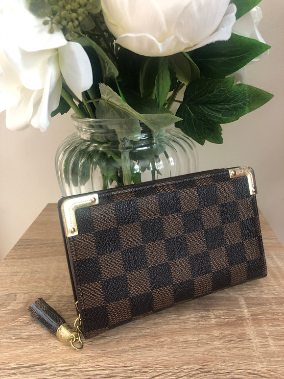 TASSEL CHECKED PURSE- BROWN